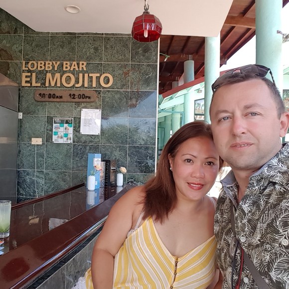 Meet your Posher, Connie - Picture 1 of 1